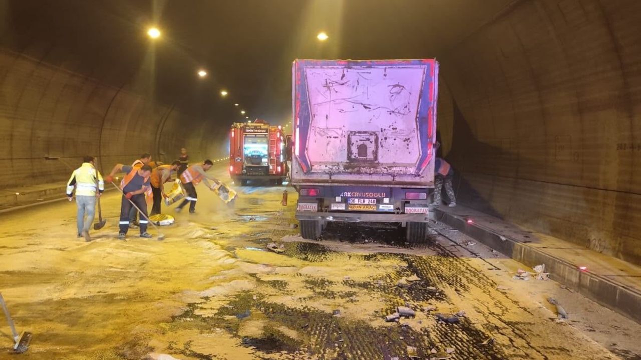 Ege'de tünel içinde kaza, 1 yaralı