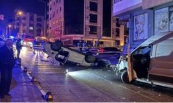 İzmir'de 2 kişinin can verdiği  kaza kameralara yansıdı