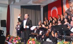 Demirci'de Türk Sanat Müziği korosundan muhteşem konser