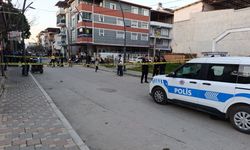 İzmir’de sokakta silahlı kavga: 1 yaralı