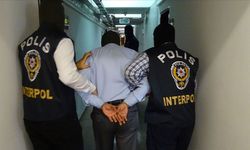 Interpol tarafından kırmızı bültenle 10 yıldır aranan İzmir'de yakalandı