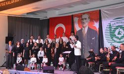 Demirci'de Türk Halk Müziği korosundan muhteşem konser