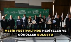Mesir Festivali’nde hediyeler ve gönüller buluştu