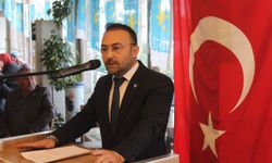 İYİ Parti Manisa İl Başkanı İksir 23 Nisanı kutladı
