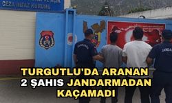 Turgutlu'da aranan 2 şahıs jandarmadan kaçamadı