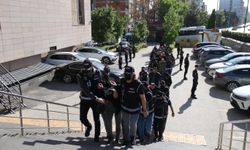 FETÖ’yü finanse eden Maydonoz Döner’e yapılan operasyonda 23 şüpheli yakalandı