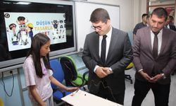 Kula’da Bilişim Sınıfı Öğrencilerle Buluştu
