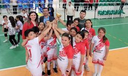 Sarıgöl'de geleneksel çocuk oyunlarına rekor katılım
