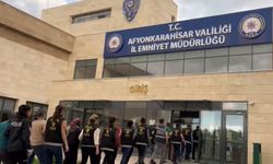 Ege'de fuhuş operasyonu: 4 kişi tutuklandı, 12 kadın kurtarıldı