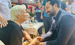 Mücahit Arınç'tan pazar mesaisi
