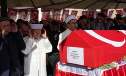 Balıkesir, Şehit Emre Sayın'ı son yolculuğuna uğurladı