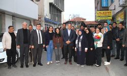 AK Parti'li başkanlardan Kula'da esnaf ve ev ziyaretleri