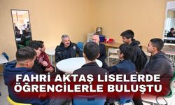 Fahri Aktaş liselerde öğrencilerle buluştu