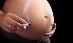 "Sigara, gebelik şansını yüzde 40 azaltıyor"