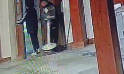 Yardım kutusu hırsızlığı: Önce gözetlediler sonra çaldılar