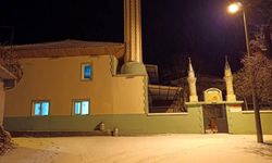 Selendi’ye ilk kar yağdı