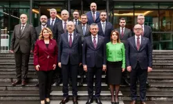 CHP Genel Başkanı Özel: "CHP emeklisine sahip çıkıyor ve bundan sonra da sahip çıkmaya devam edecek"