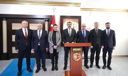 Bakan Tekin: "Ortaöğretim kurumlarına kayıt yaptıran öğrencilerimizde mesleki ve teknik eğitimin oranı yüzde 43"