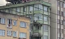 Eşiyle kavga edince barışmak için intihara kalkıştı