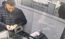 Sahte altın vurgunu: Kuyumcuları dolandırdılar, kameralara yakalandılar