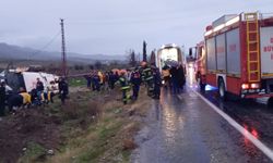 Denizli Valiliği memurları taşıyan servis kazasına ilişkin açıklama yaptı