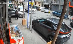 Otomobili park edecekken dükkana daldı