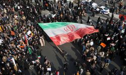 İran’daki protestolarda ölü sayısı 2 bin 615’e, tutuklu sayısı 18 bin 470’e yükseldi
