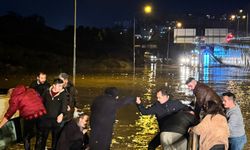 Sele kapılan minibüste can pazarı