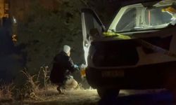 Ege'de araçta erkek cesedi bulundu