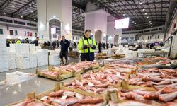 İzmir Su Ürünleri Hali 51 bin tonla rekor kırdı