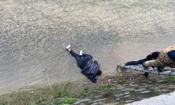 Dereye düşen adam kalp masajıyla hayata döndürüldü