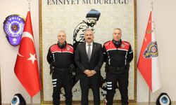 Manisa'nın ikiz polisleri emekliye ayrıldı