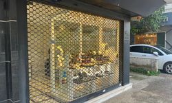 İzmir'de kuyumcuya silahlı soygun girişimi