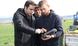 Kaymakam Altuntaş drone ile gübreleme çalışmalarını inceledi