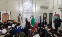 Şehzadeler’de çocuklara özel teravih gecesi