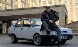 1995 model Tofaş "16" plakası ile New York sokaklarında