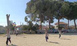 Matematiği uçurtmayla anlattı, öğrenciler hem eğlendi hem öğrendi