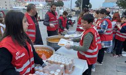 Alaşehir'de hayırseverler iftar bağışı için yarıştı