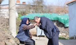 Başkan Balaban Yuntdağı'nda vatandaşlarla bayramlaştı