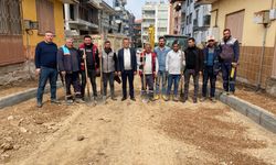 Alaşehir'de asfalt sezonu açıldı