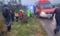 Balıkesir’de kontrolden çıkan otomobil zeytinliğe savruldu: 1 yaralı