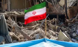 İran'da ABD-İsrail saldırılarında hayatını kaybedenlerin sayısı bin 45'e yükseldi