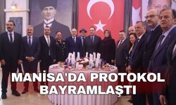 Manisa'da protokol bayramlaştı
