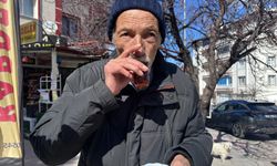 34 yıldır su içemeyen yaşlı adam: "Suya hasret kaldım, gülmeye hasret kaldım"