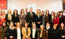 Kadın belediye başkanları Manisa'da buluştu