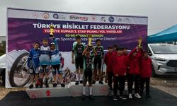 Akhisarlı bisikletçiler Türkiye Kupası'nda zirvede