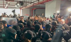 Bursa Büyükşehir Belediye Meclisi'ndeki seçim öncesi gerginlik yaşandı