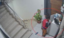 Çalınan ayakkabılarının peşine düşen adam, çocuk hırsızların evinde onlarca ayakkabıyla karşılaştı