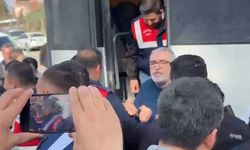 Annesinin cenaze törenine katılan 'Jet' Fadıl Akgündüz ile ekipler arasında tartışma