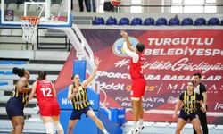 Potanın Kraliçeleri şampiyonluğa koşuyor